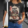 Retro Racoon Eating Ramen Japanese Cat Meme Animals T-Shirt Gifts for Her