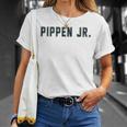 Distressed Team Pippen Jr Last Name Proud Family Gray T-Shirt Geschenke für Sie