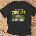 Damen Das Ist Ein Ziegler Ding Saying For Familie Ziegler With-Neck S T-Shirt Geschenke für alte Männer