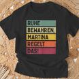 Keeben Martina Regelt Das Saying In Retro Colours T-Shirt Geschenke für alte Männer